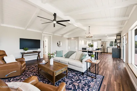 $1,150,000 | 315 North Loop Drive, Camarillo, CA 93010