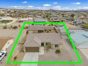 $820,000 | 1636 Topaz Drive, Lake Havasu City, AZ 86403