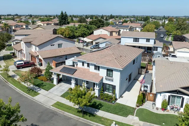 $689,000 | 1766 Churchill Downs Circle, Oakdale, CA 95361