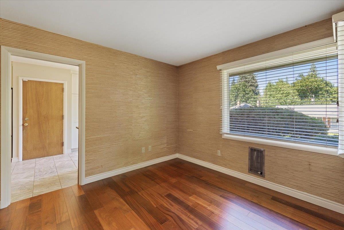 1322 East 28th Avenue Spokane, WA 99203 - Photo 15 of 27
