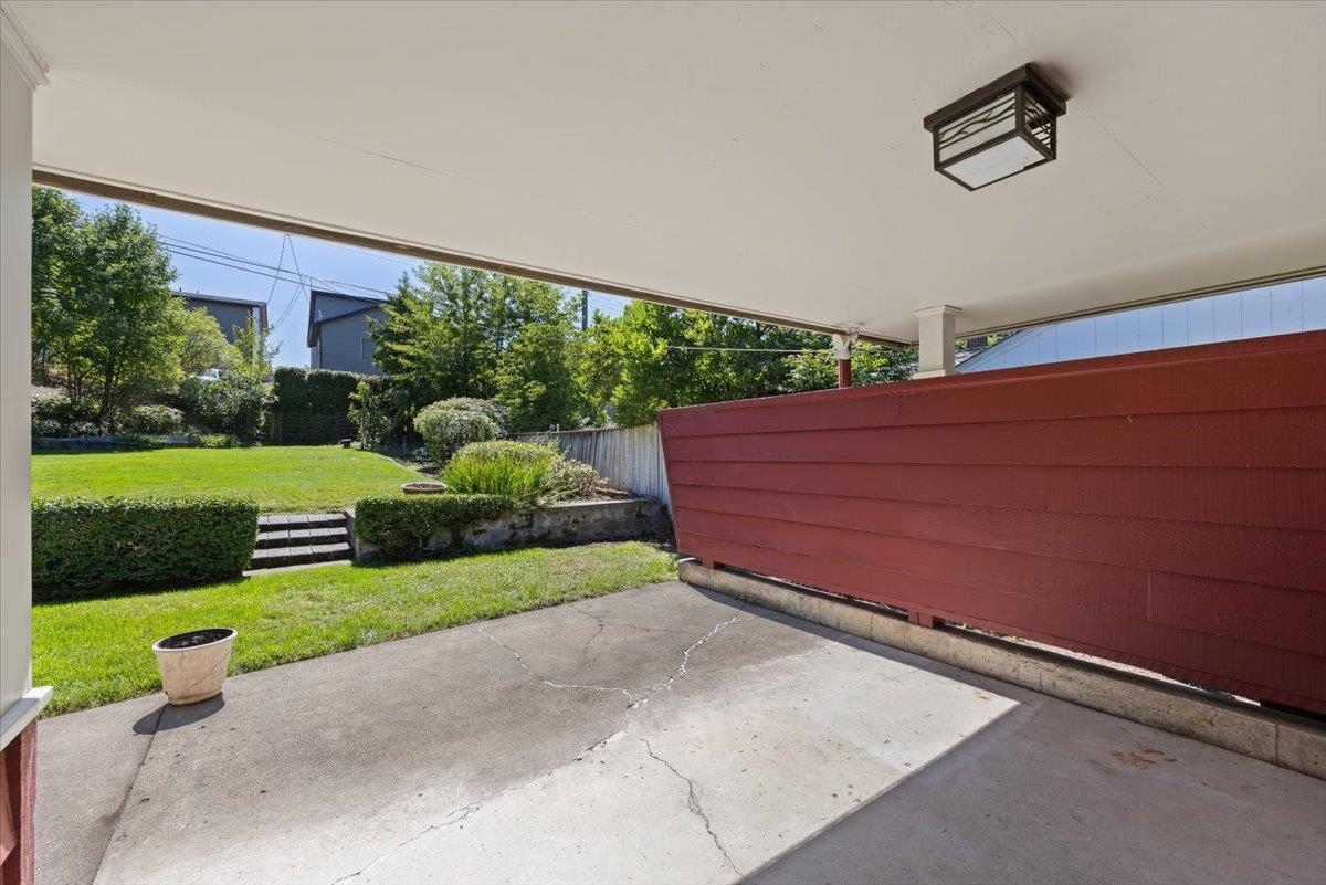 1322 East 28th Avenue Spokane, WA 99203 - Photo 19 of 27