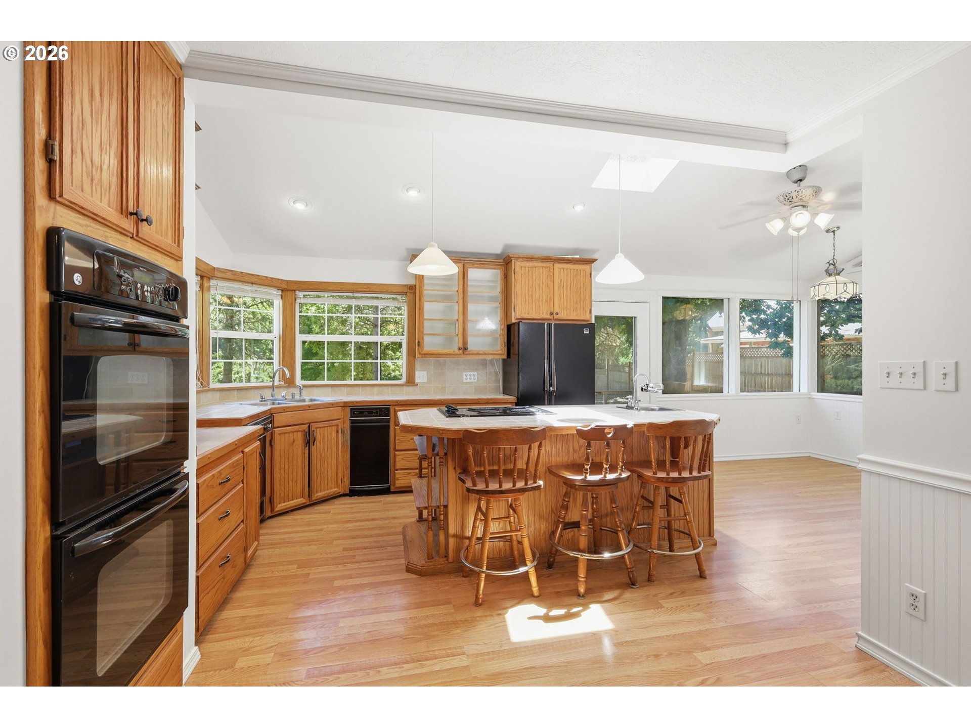75500 Wicks Road Dorena, OR 97434 - Photo 23 of 47 Kitchen
