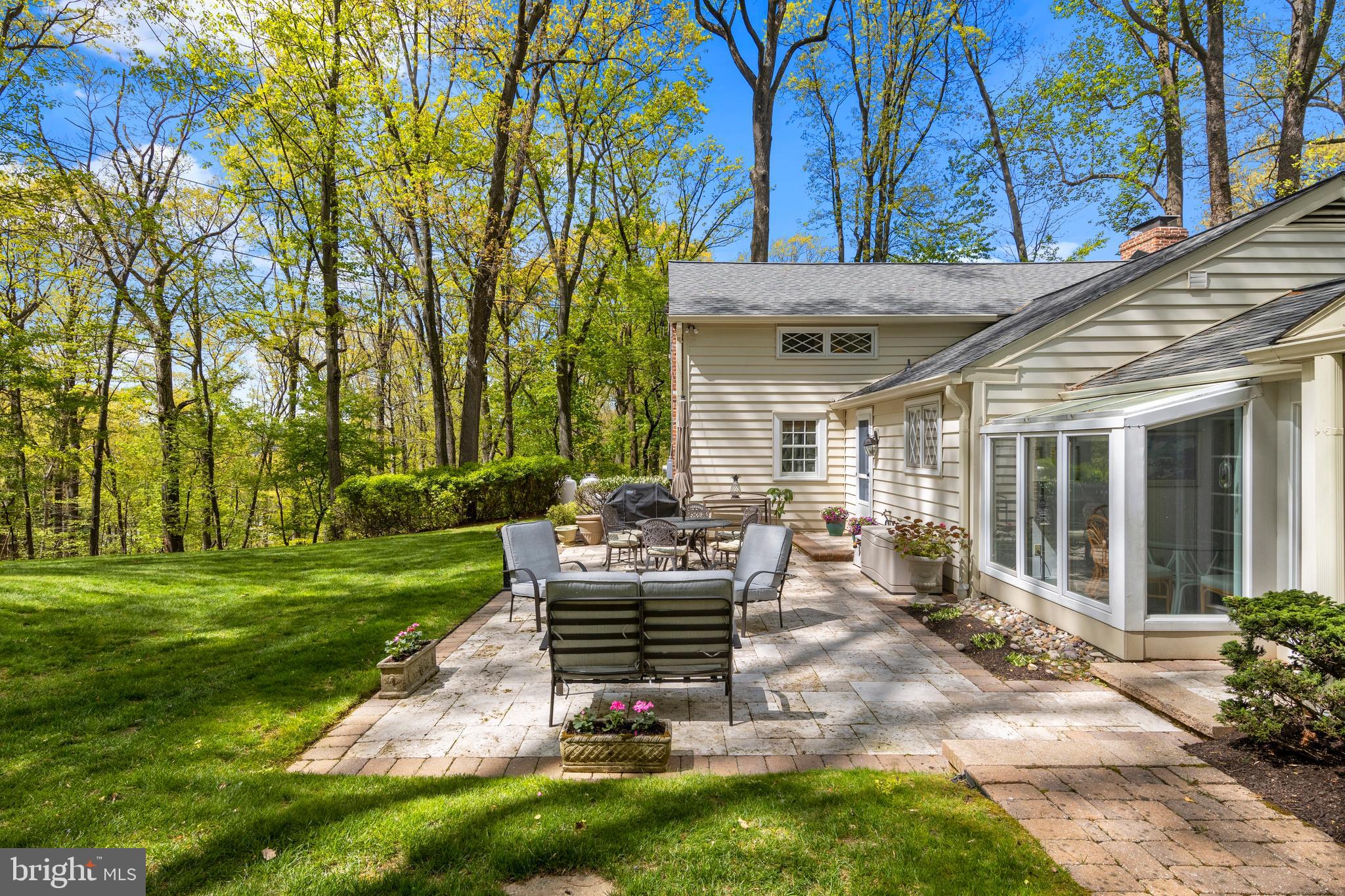528 Mountview Road Berwyn, PA 19312 - Photo 40 of 44 Backyard Patio