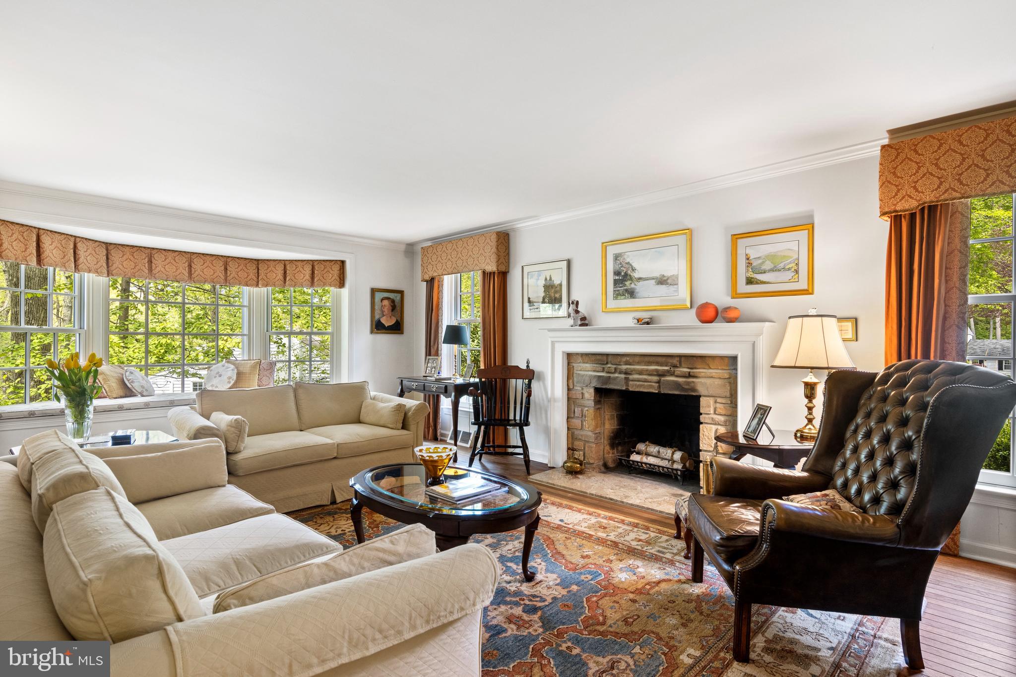 528 Mountview Road Berwyn, PA 19312 - Photo 8 of 44 Living Room wood-burning FP