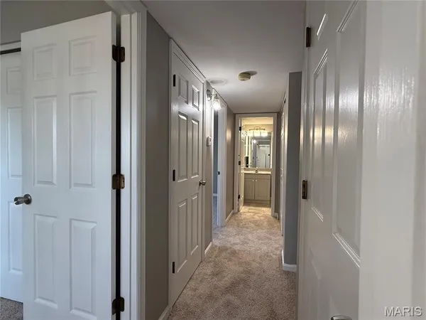 $155,000 | 19 Berview Circle, Unit B, St. Louis, MO 63129