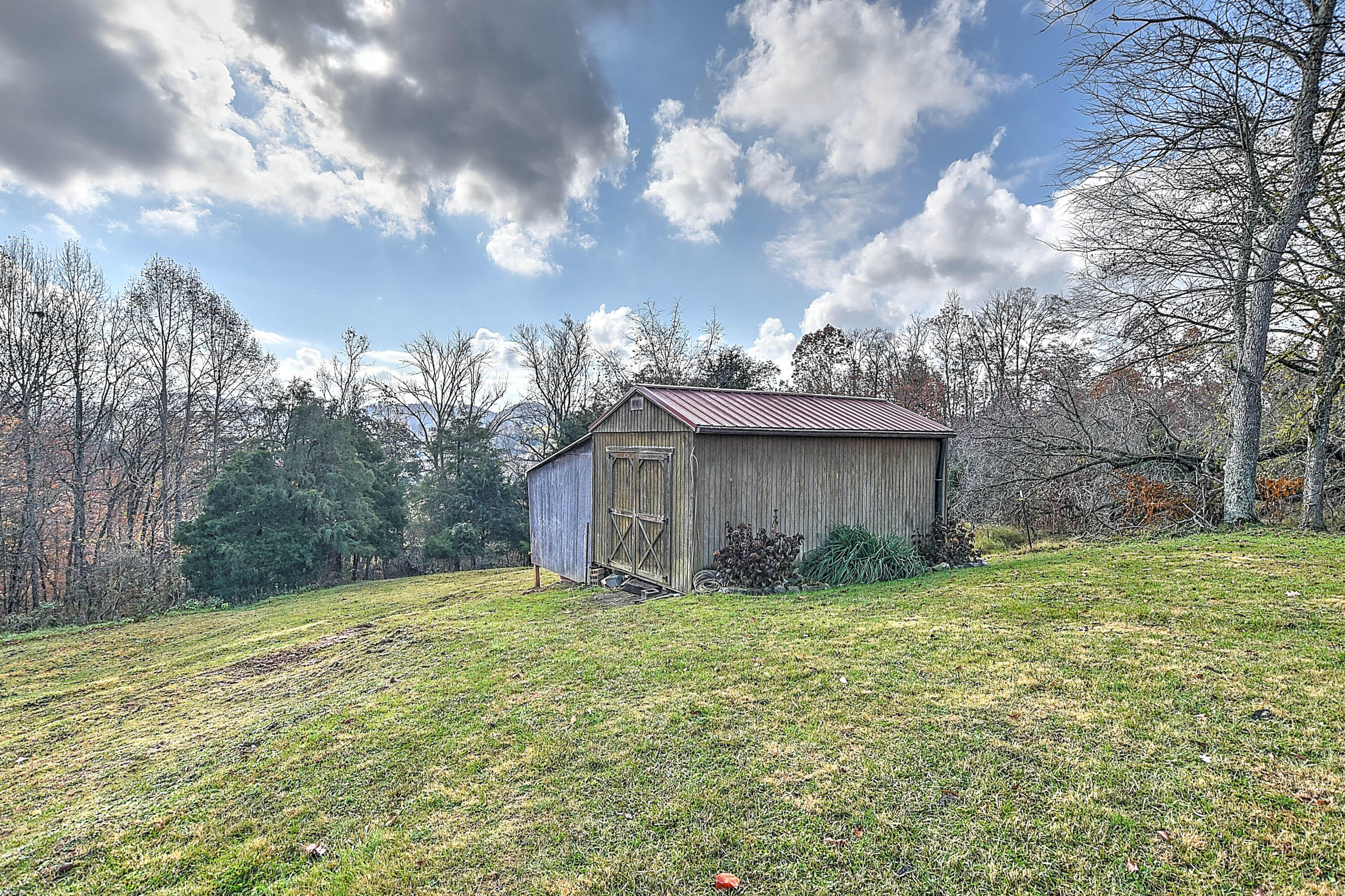 535 Shed Ridge Lane Fall Branch, TN 37656 - Photo 3 of 18 Shed Ridge-8