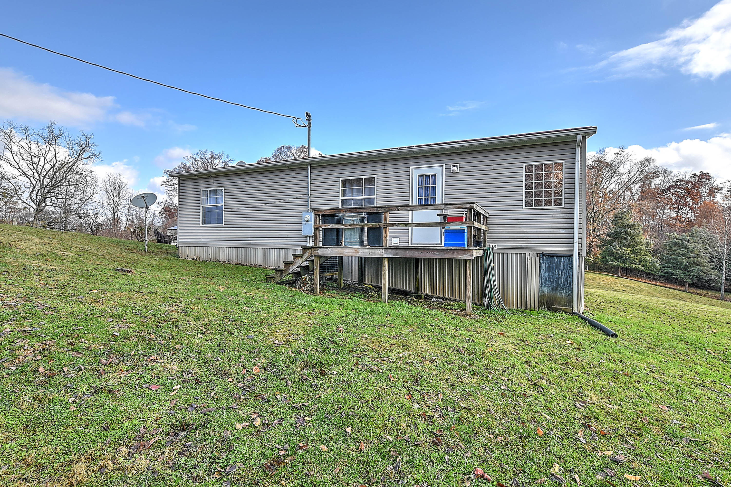 535 Shed Ridge Lane Fall Branch, TN 37656 - Photo 5 of 18 Shed Ridge-11
