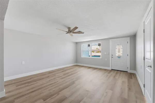 $275,000 | 7608 Yachtsman Drive, Hudson, FL 34667