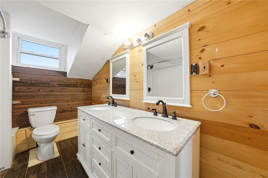 3661 Long Bridge Road Albion, NY 14411 - Photo 19 of 40 full bath up