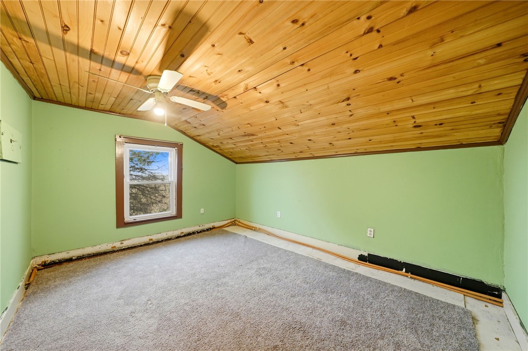 3661 Long Bridge Road Albion, NY 14411 - Photo 23 of 40