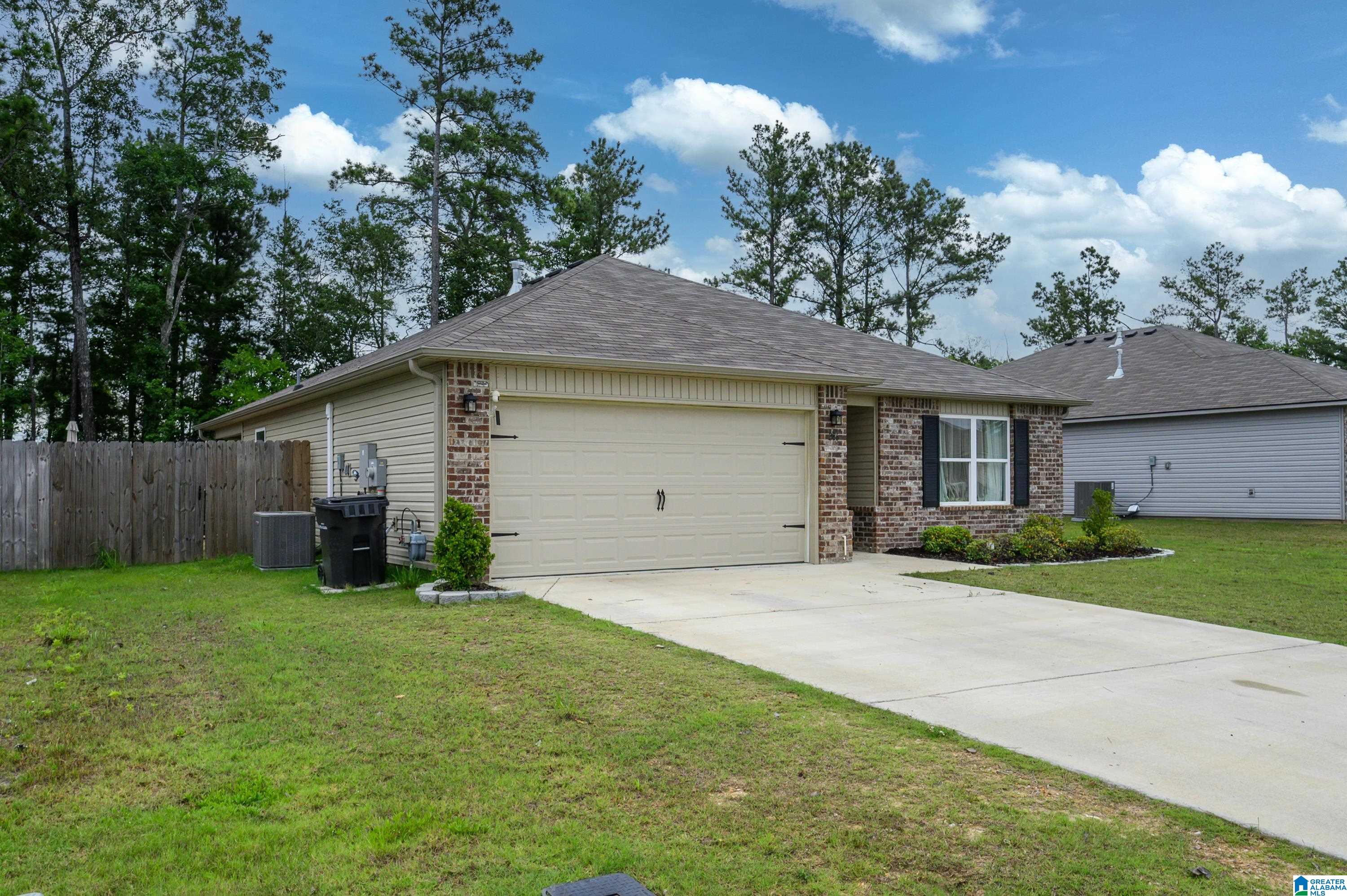 286 Amber Avenue Calera, AL 35040 - Photo 3 of 39