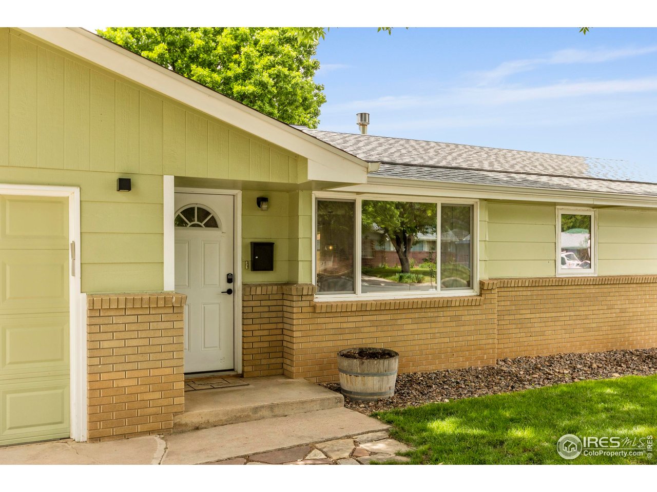 419 Tedmon Drive Fort Collins, CO 80521 - Photo 3 of 35