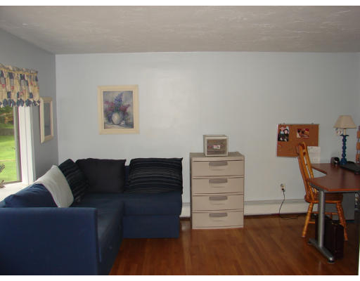 7 Winslow Road Reading, MA 01867 - Photo 13 of 27 Gallery Image 13