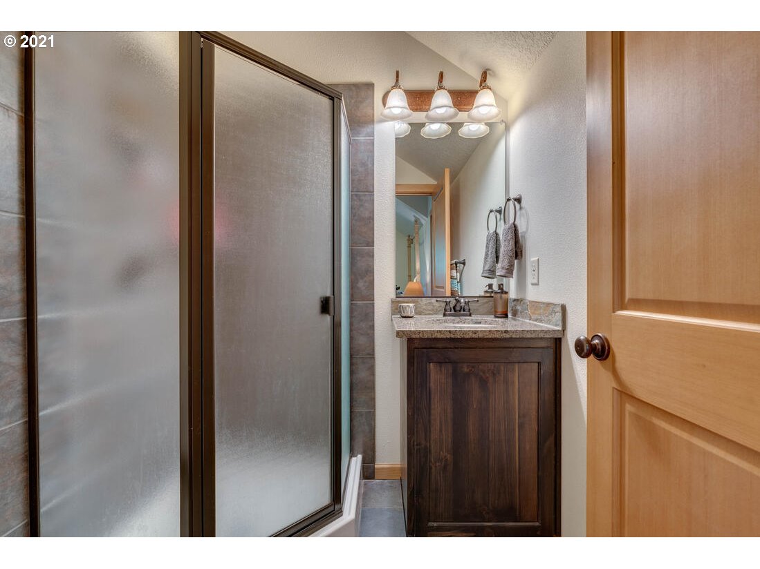 8325 Lewis River Road Ariel, WA 98603 - Photo 14 of 32 Gallery Image 14
