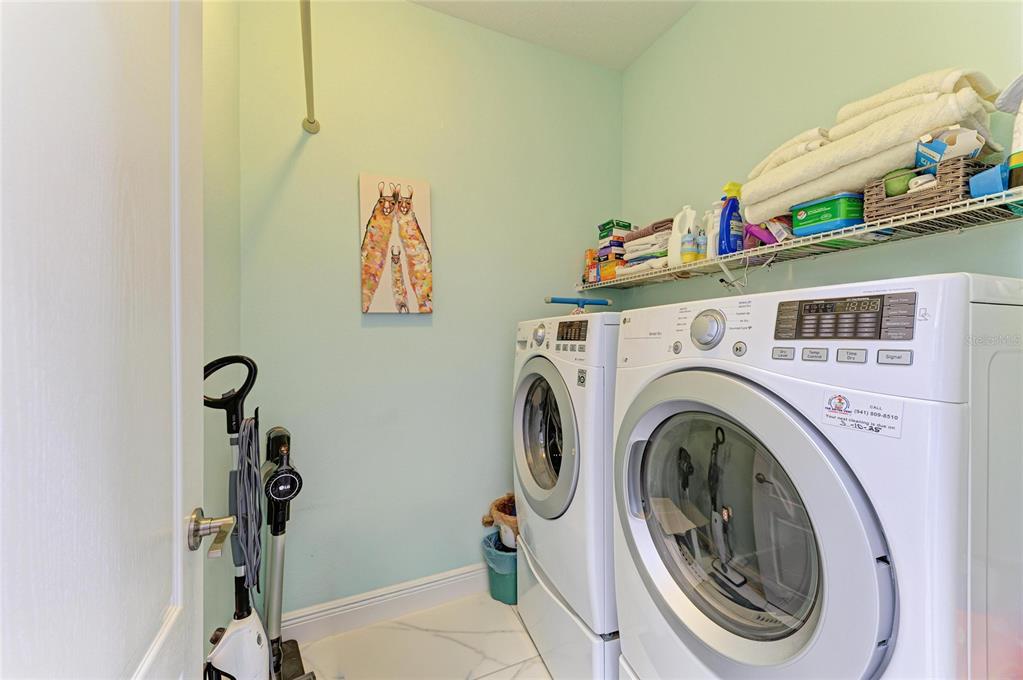 7735 Ridgelake Circle Bradenton, FL 34203 - Photo 31 of 67