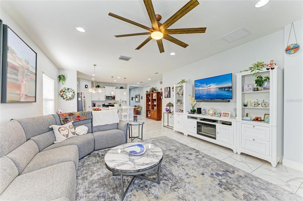 7735 Ridgelake Circle Bradenton, FL 34203 - Photo 33 of 67