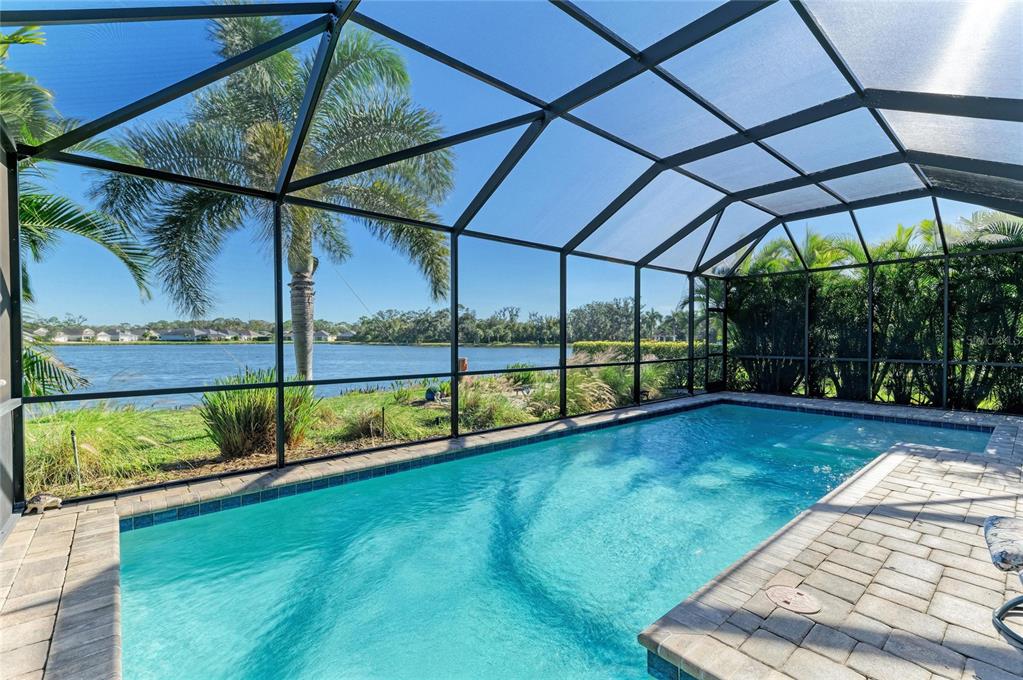 7735 Ridgelake Circle Bradenton, FL 34203 - Photo 5 of 67