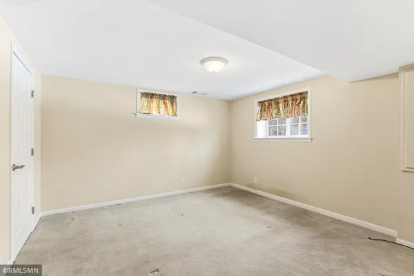 $645,000 | 18455 95th Place North, Maple Grove, MN 55311