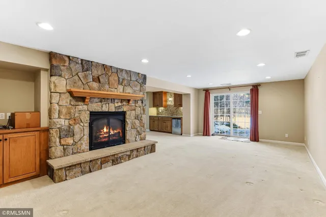 $645,000 | 18455 95th Place North, Maple Grove, MN 55311