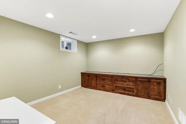 $645,000 | 18455 95th Place North, Maple Grove, MN 55311