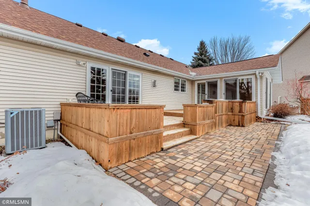 $645,000 | 18455 95th Place North, Maple Grove, MN 55311