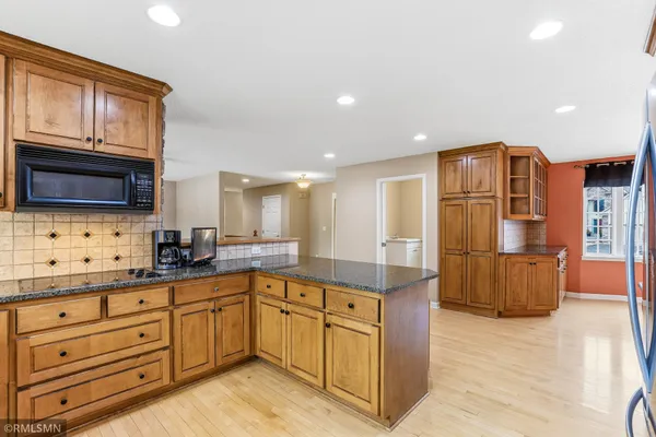 $645,000 | 18455 95th Place North, Maple Grove, MN 55311