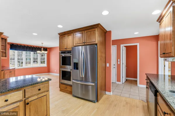 $645,000 | 18455 95th Place North, Maple Grove, MN 55311