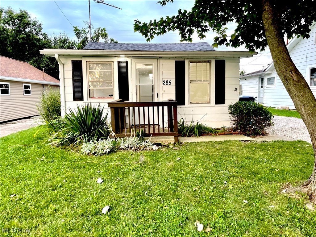285 Devonshire Road Vermilion, OH 44089 - Photo 1 of 15