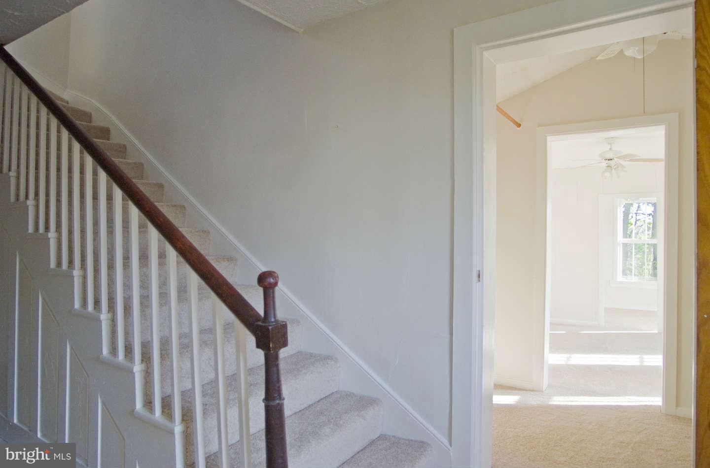 7853 Fairplay Road Fairplay, MD 21733 - Photo 4 of 19 Interior (General)