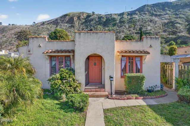 $725,000 | 676 Cedar Street, Ventura, CA 93001