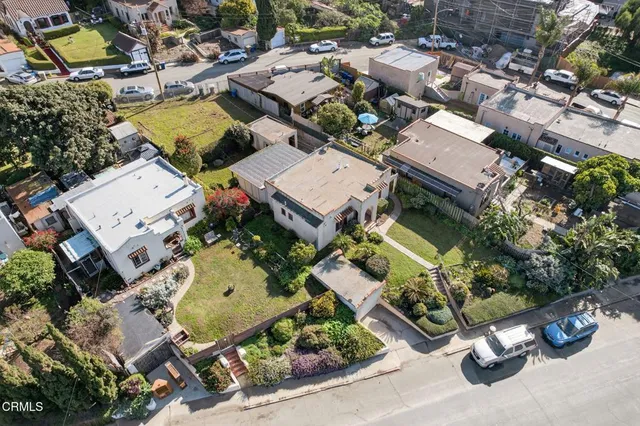 $725,000 | 676 Cedar Street, Ventura, CA 93001