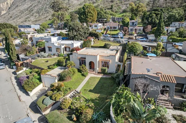 $725,000 | 676 Cedar Street, Ventura, CA 93001