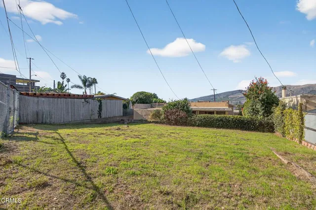 $725,000 | 676 Cedar Street, Ventura, CA 93001