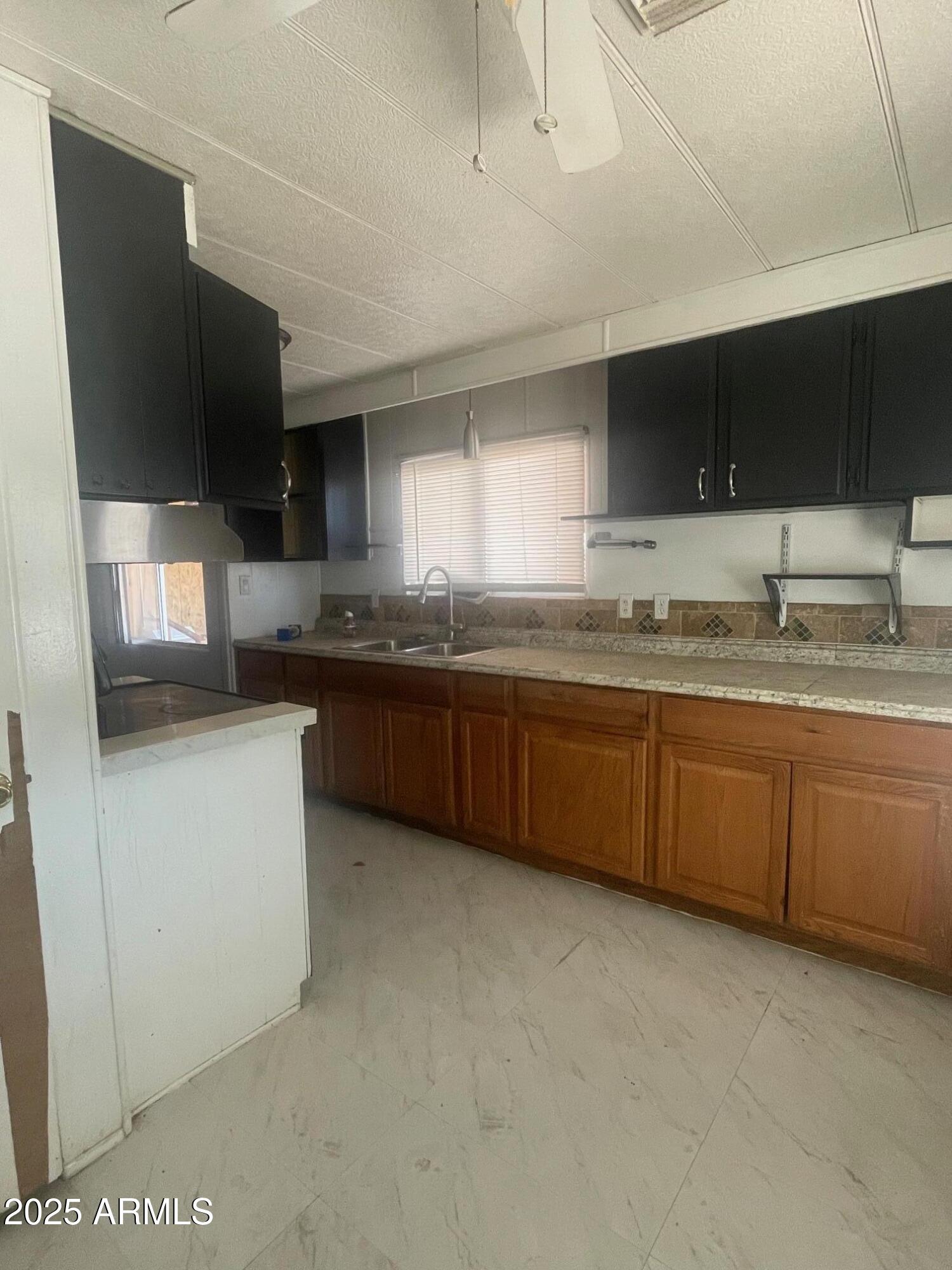 115 South 85th Street Mesa, AZ 85208 - Photo 2 of 9 IMG_5849