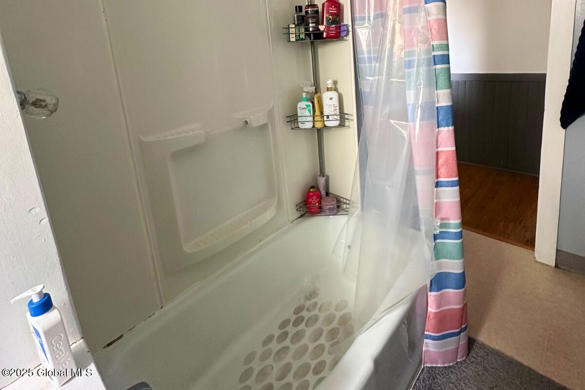 48 Arnold Avenue, Unit 2 Amsterdam, NY 12010 - Photo 20 of 22 21