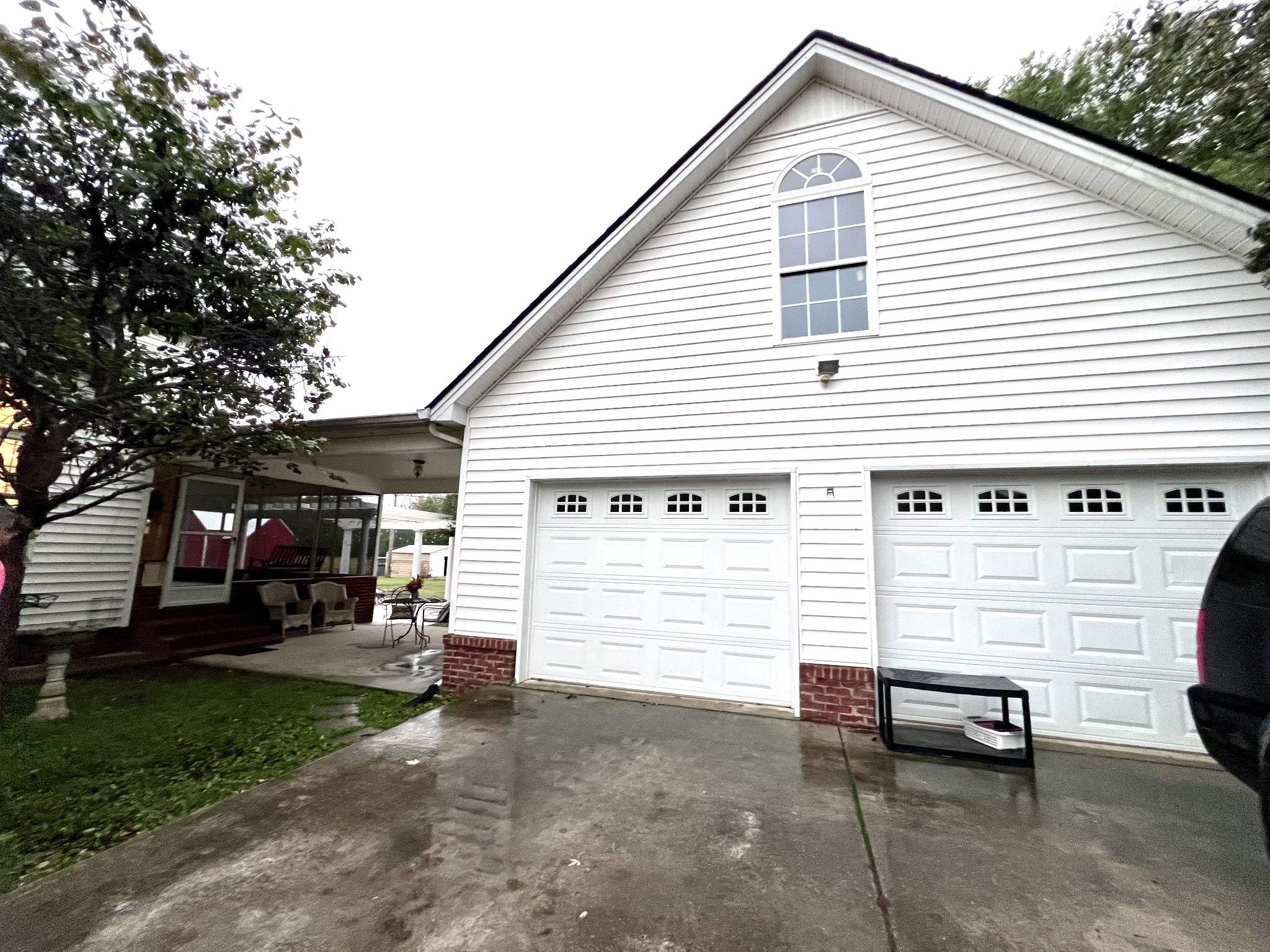 2668 Ragsdale Road Manchester, TN 37355 - Photo 3 of 32 a view of a house with a patio