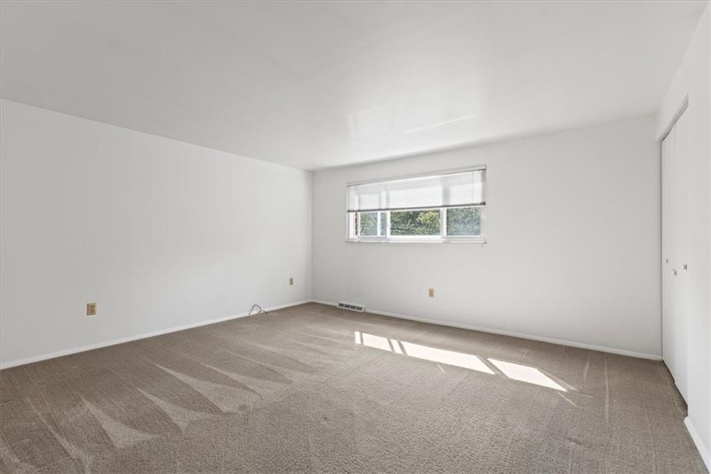 92 Seavey Road Pittsburgh, PA 15223 - Photo 15 of 25 Gallery Image 15