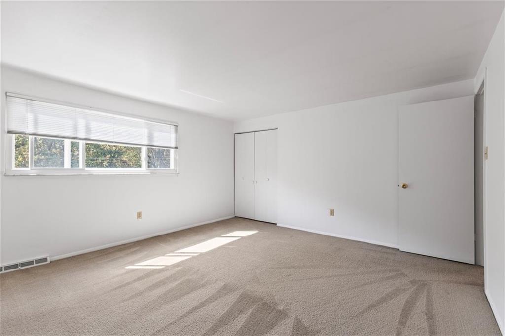 92 Seavey Road Pittsburgh, PA 15223 - Photo 18 of 25 Gallery Image 18