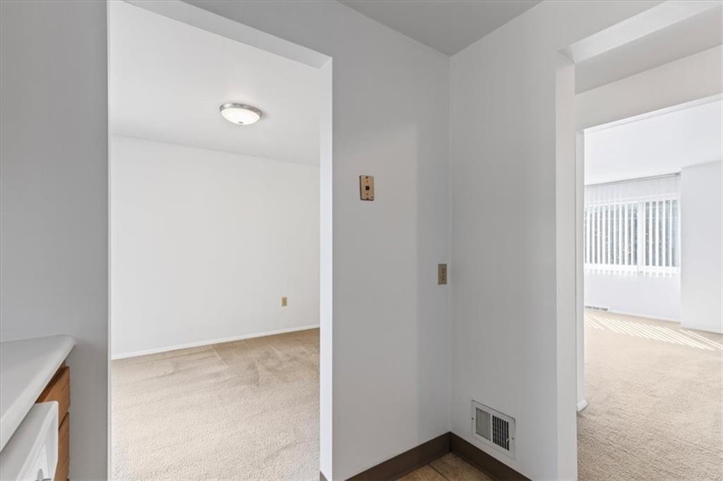 92 Seavey Road Pittsburgh, PA 15223 - Photo 22 of 25 Gallery Image 22