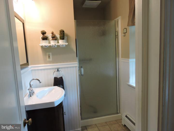 1014 Union Meeting Road Blue Bell, PA 19422 - Photo 11 of 23 Master Bathroom