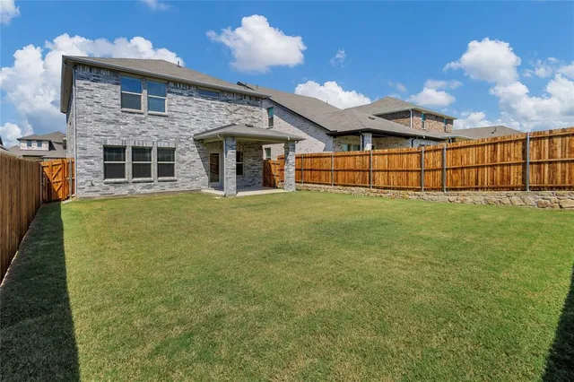 $2,300 | 513 Ezra Lane, McKinney, TX 75069
