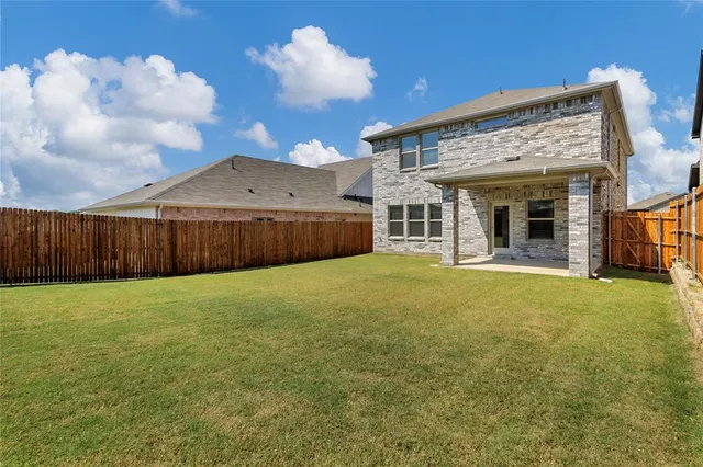 $2,300 | 513 Ezra Lane, McKinney, TX 75069