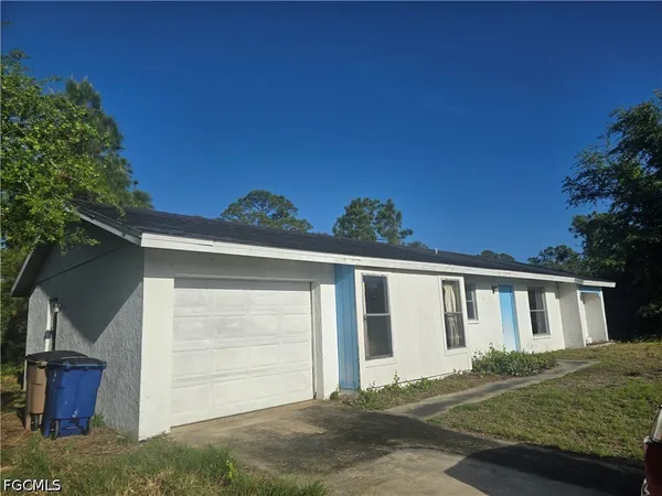 $149,900 | 103 Hines Avenue, Lehigh Acres, FL 33936