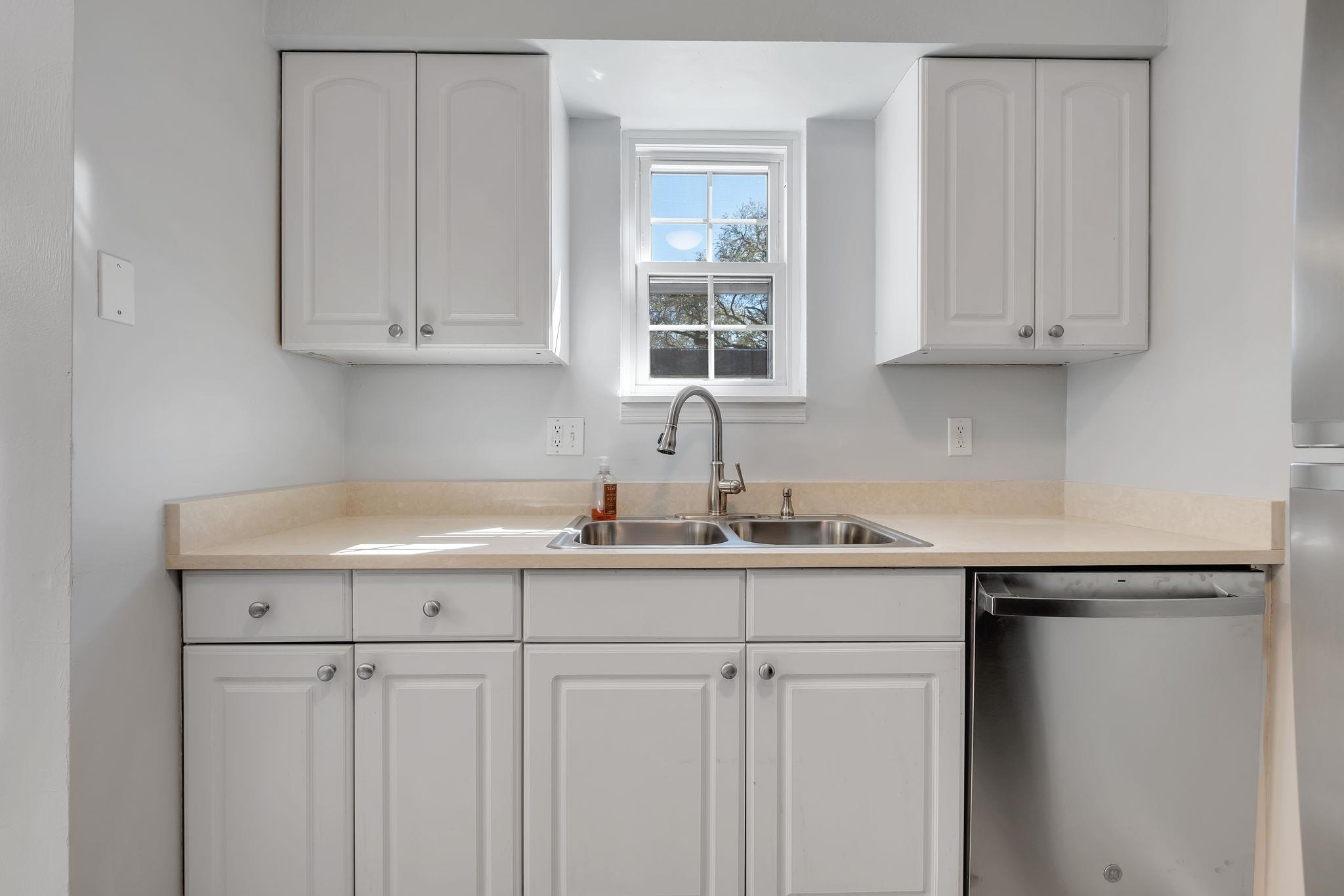 1951 North Meridian Road, Unit 35 Tallahassee, FL 32303 - Photo 33 of 34