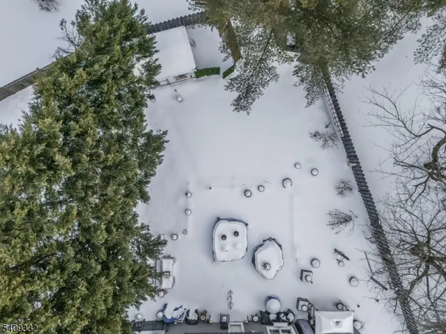 $725,000 | 7 Rachel Court, Clinton, NJ 08809