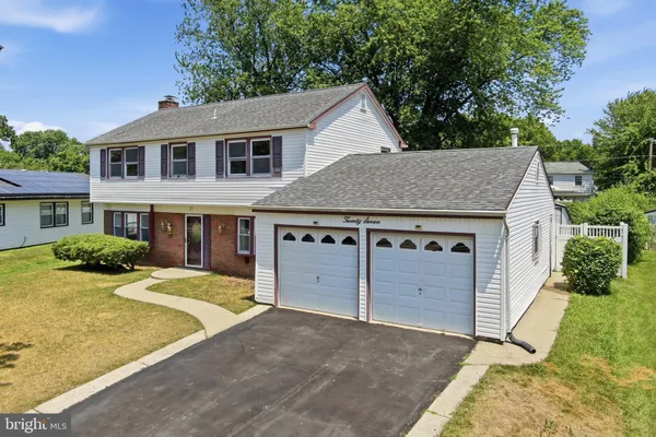 $319,777 | 27 Northgate Lane, Willingboro, NJ 08046