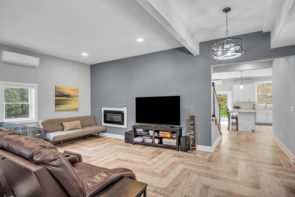 5 Maple Street Sutton, MA 01590 - Photo 12 of 42 Gallery Image 12