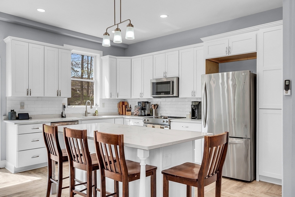 5 Maple Street Sutton, MA 01590 - Photo 3 of 42 Gallery Image 3