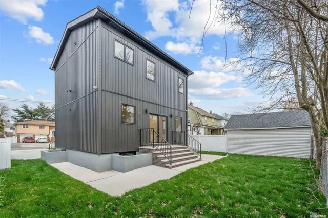 $6,400 | 357 Hamilton Avenue, Hewlett, NY 11557