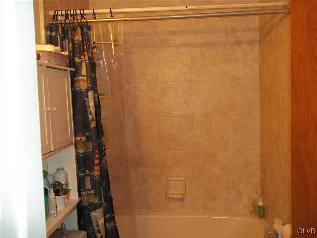 2280 Grove Road Allentown, PA 18109 - Photo 14 of 19 Gallery Image 14